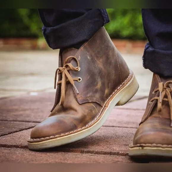 Clarks 8 Originals Desert Chukka Boots Brown Leather Beeswax Lace Up Dress Shoes - Picture 1 of 12